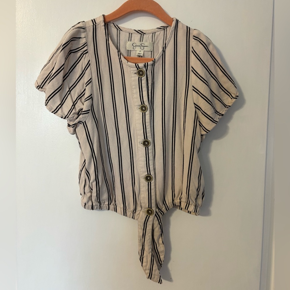 Jessica Simpson shirt
